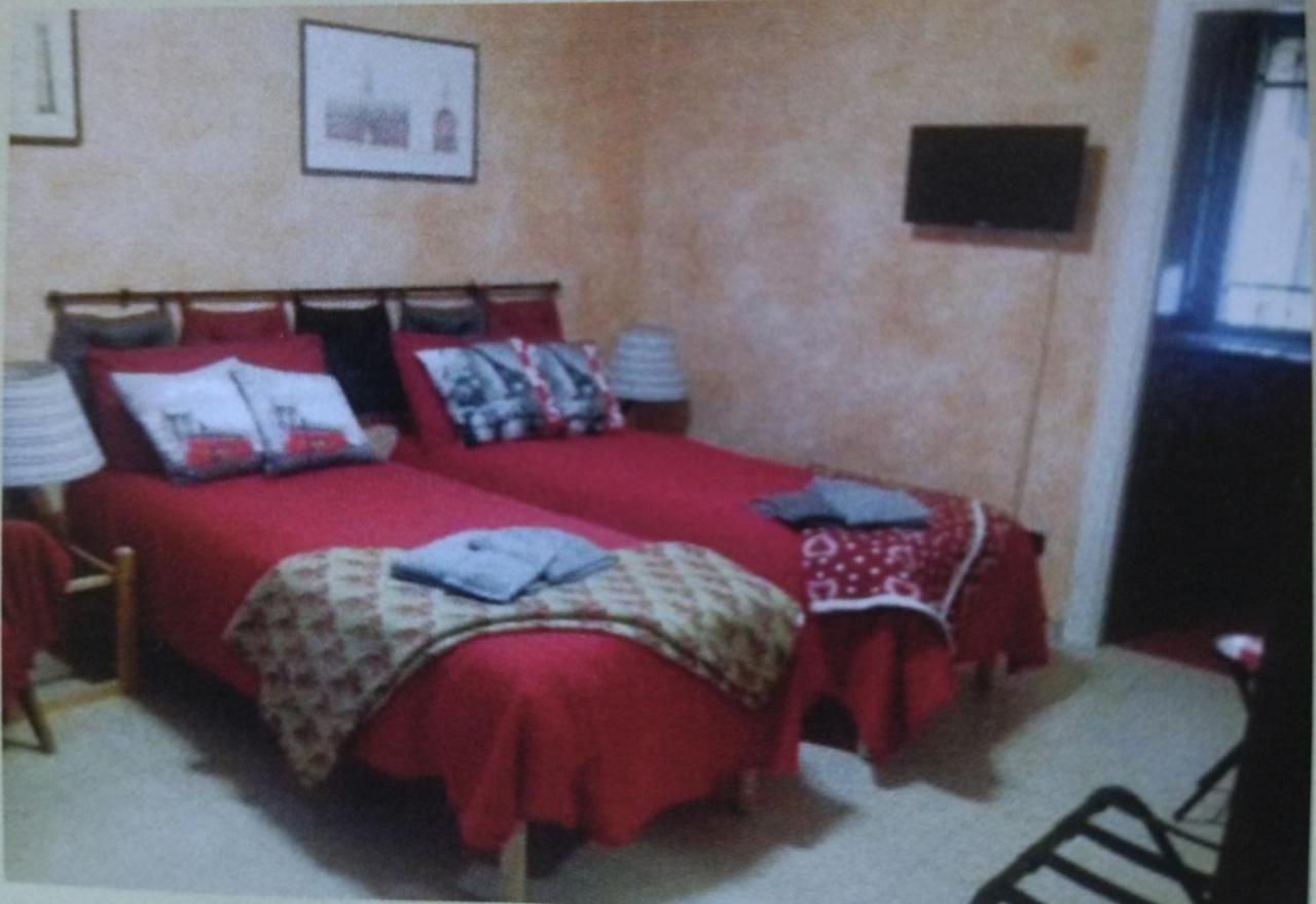 Guest House Elisabeth Пинероло Экстерьер фото